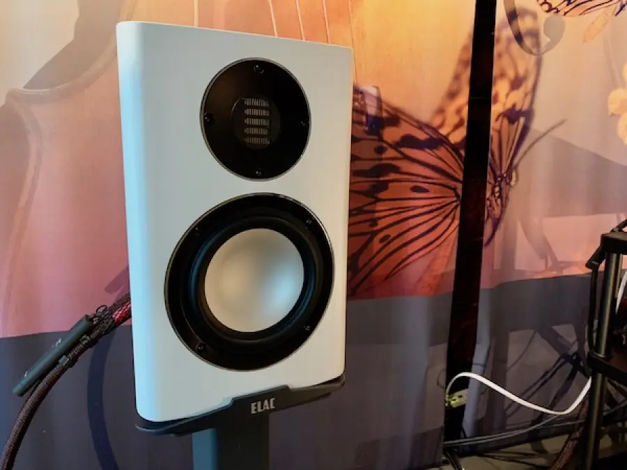 Elac presenta gli altoparlanti della serie Carina alimentati con Tweeter a getto