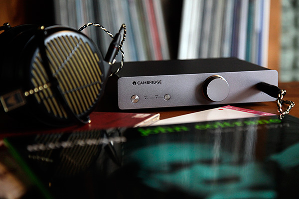 Anteprima audio per palco e audio per cuffie Cambridge Audio Duo