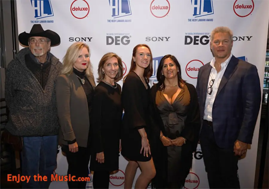 DEG Onori VR Pioniere Nonny de la Peña Con Hedy Lamarr Award